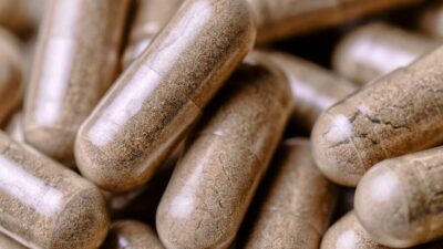 Kratom vs. Akuamma